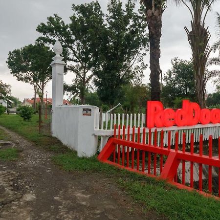 Reddoorz Syariah Near Suzuya Mall Banda Aceh 2 Geutieue Exterior foto
